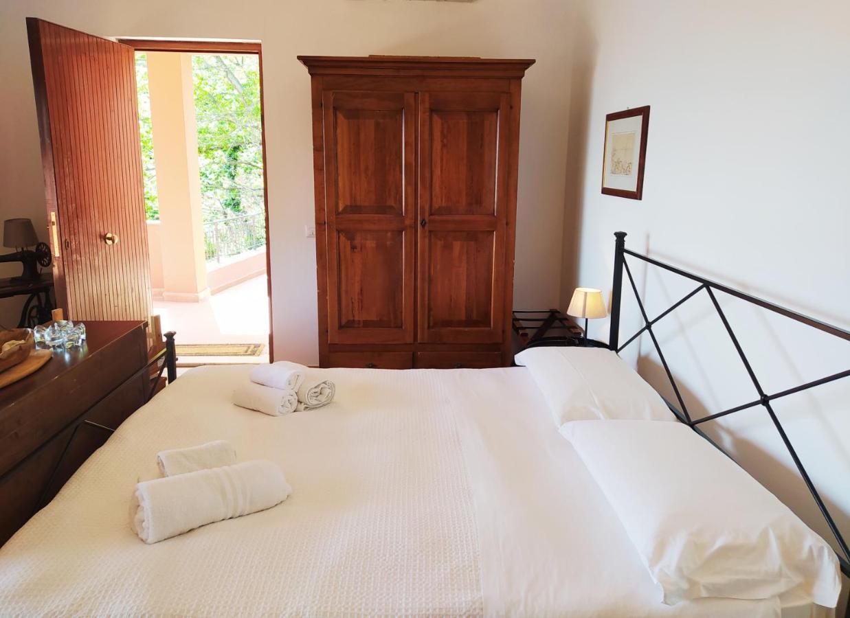 Villa Vittorio - Splendid Panoramic Sea View Terrace Taormina Eksteriør bilde